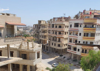 حرستا: مدينة بين الركام وغياب الخدمات الأساسية