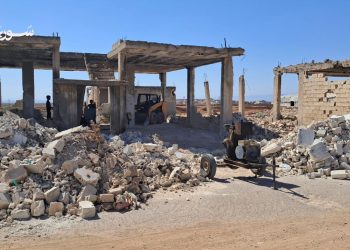 حماة: الركام يحول دون عودة الأهالي إلى سهل الغاب