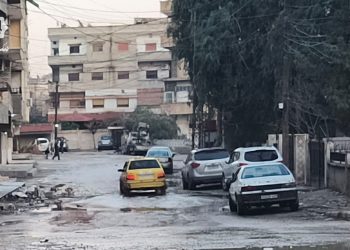 الحسكة: أهالي تل حجر يطالبون بتعبيد الطرقات ومعالجة تراكم الأوساخ