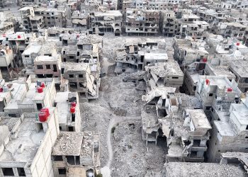 خطر يهدد حياة السكان في اليرموك والحجر الأسود: منازل متهالكة تهدد بكارثة جديدة