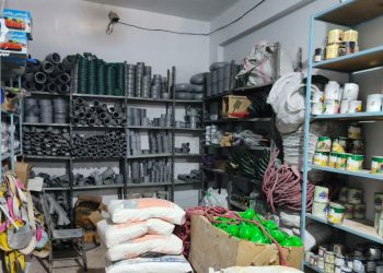 أسعار الإكساء في القامشلي تشتعل بالدولار والأهالي يشتكون