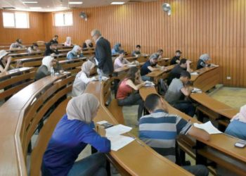 “صدمة المفاضلة الجامعية”.. طلاب بين الأمل والخيبة بعد إعلان النتائج