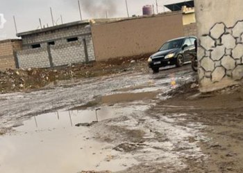 القامشلي: شوارع حي علايا تغرق بالإهمال مع أول الأمطار