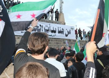 من المسجد العُمري: درعا تحتفل بذكرى التحرير معلنة بداية سوريا الجديدة