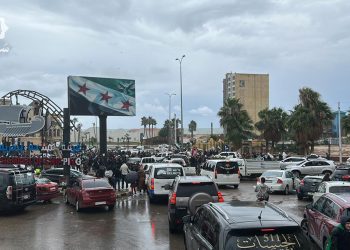 طرطوس: تدفق شعبي احتفالاً بالذكرى الأولى للتحرير