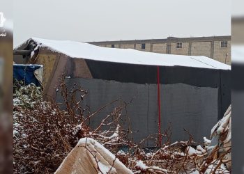 إدلب: مخيمات بلا دعم… معاناة تتفاقم تحت برد الشتاء